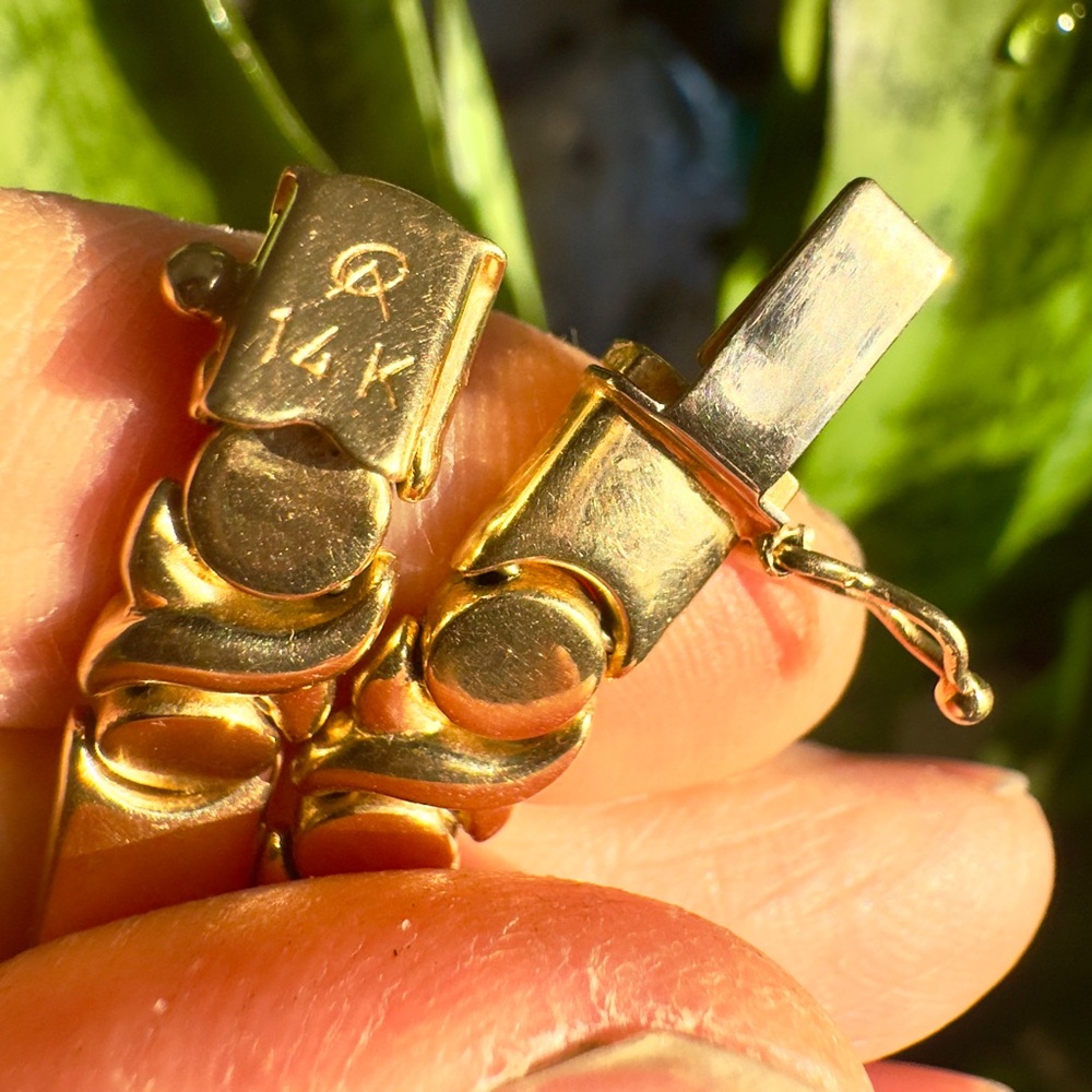 14k Reversible Screw Head link Necklace - Picture 3 of 6